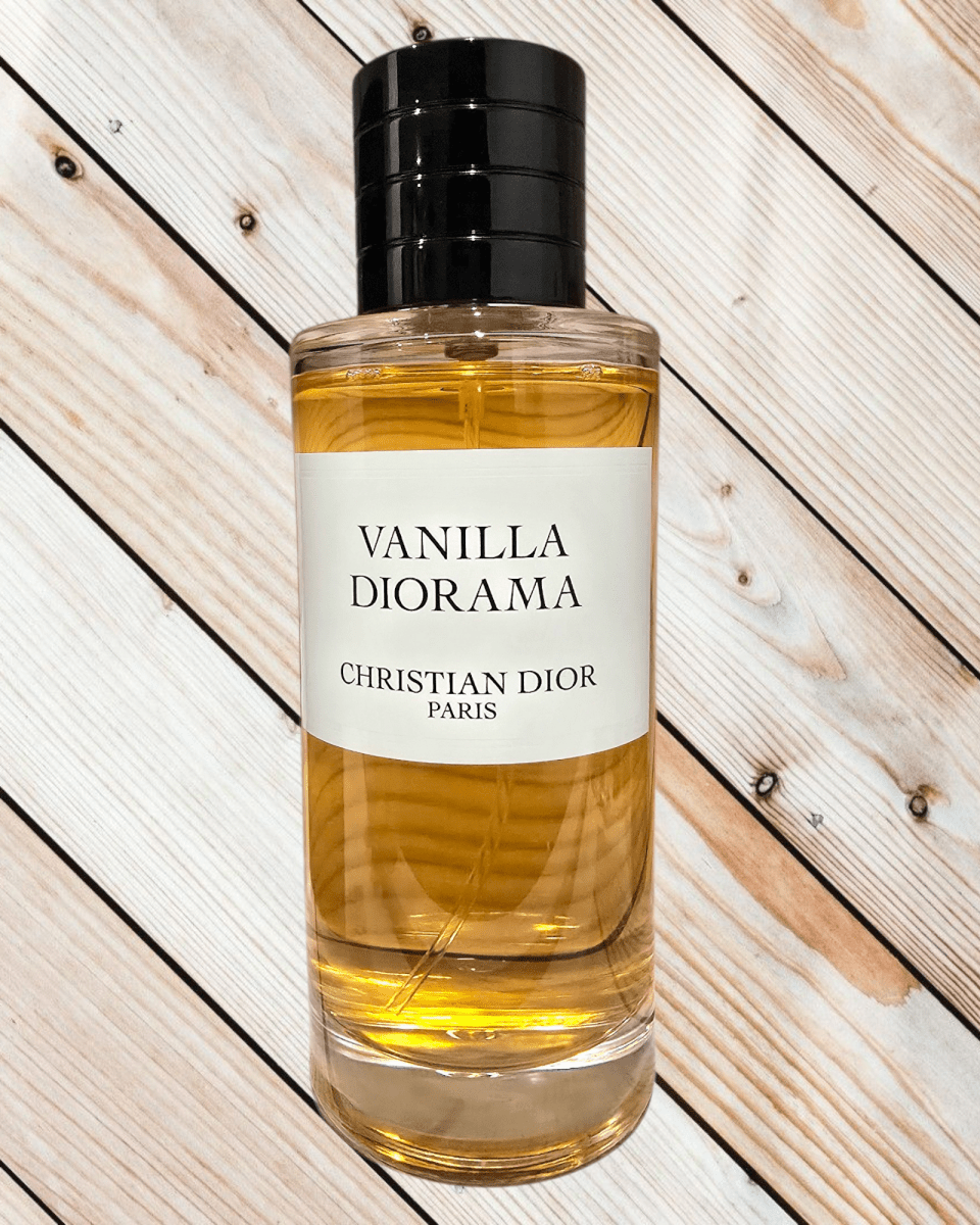 Dior 'Maison Christian Dior' VANILLA DIORAMA – Fragrant World Dior 'Maison Christian Dior' VANILLA DIORAMA – Fragrant World