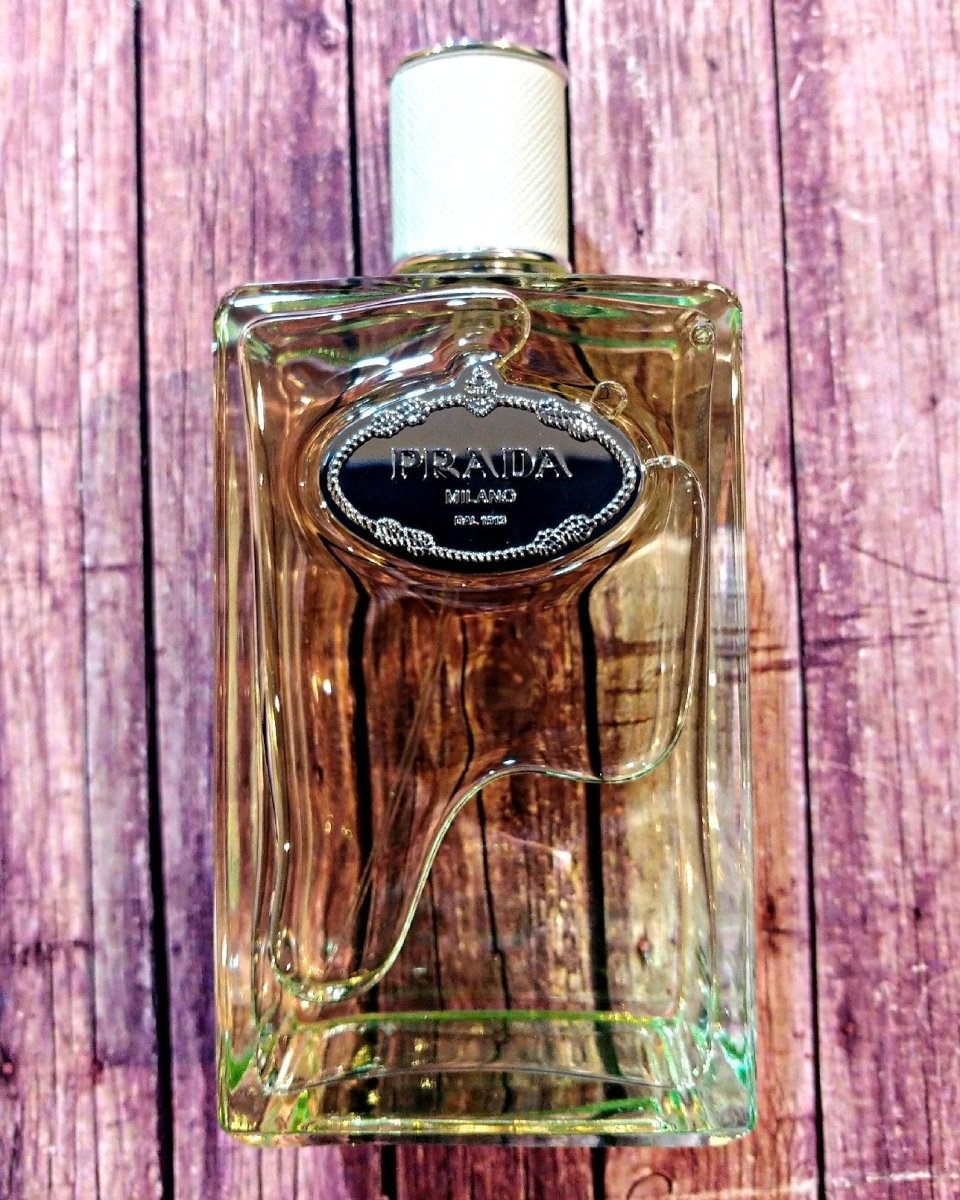 Prada INFUSION D'IRIS – Fragrant World
