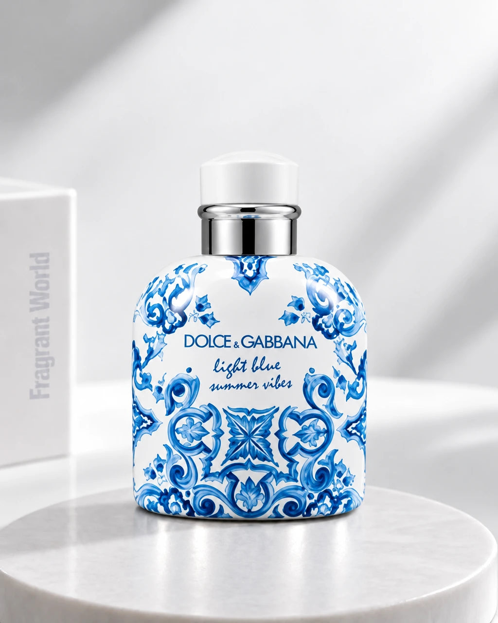 D&G LIGHT BLUE SUMMER VIBES pour Homme | Recreate @visual reference 2 exactly as it is but my fragrance instead of the one in it, very naturally.