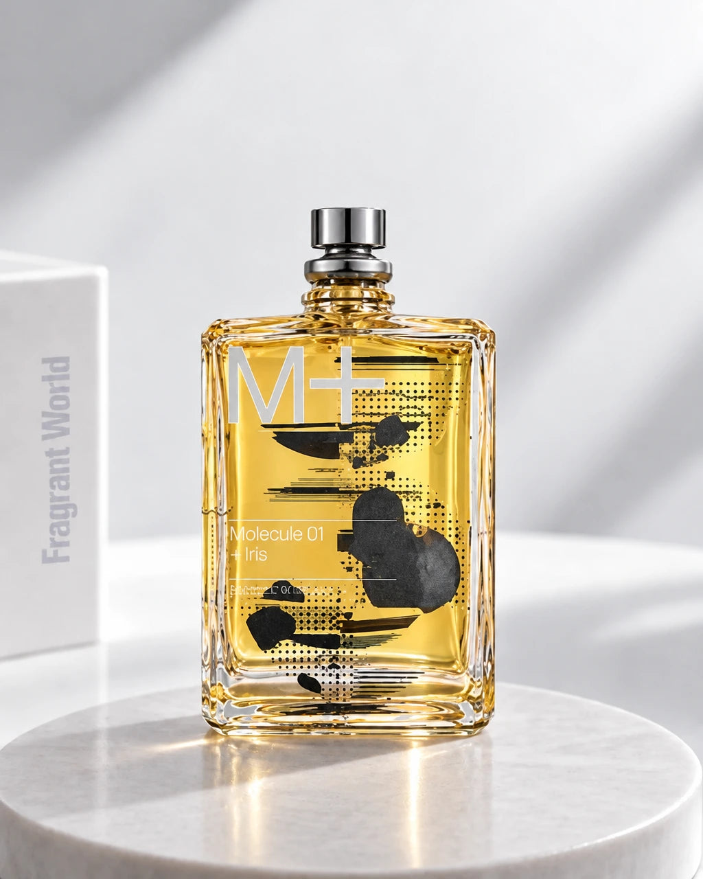Escentric Molecules MOLECULE 01 + IRIS | Recreate @visual reference 2 exactly as it is but my fragrance instead of the one in it, very naturally.