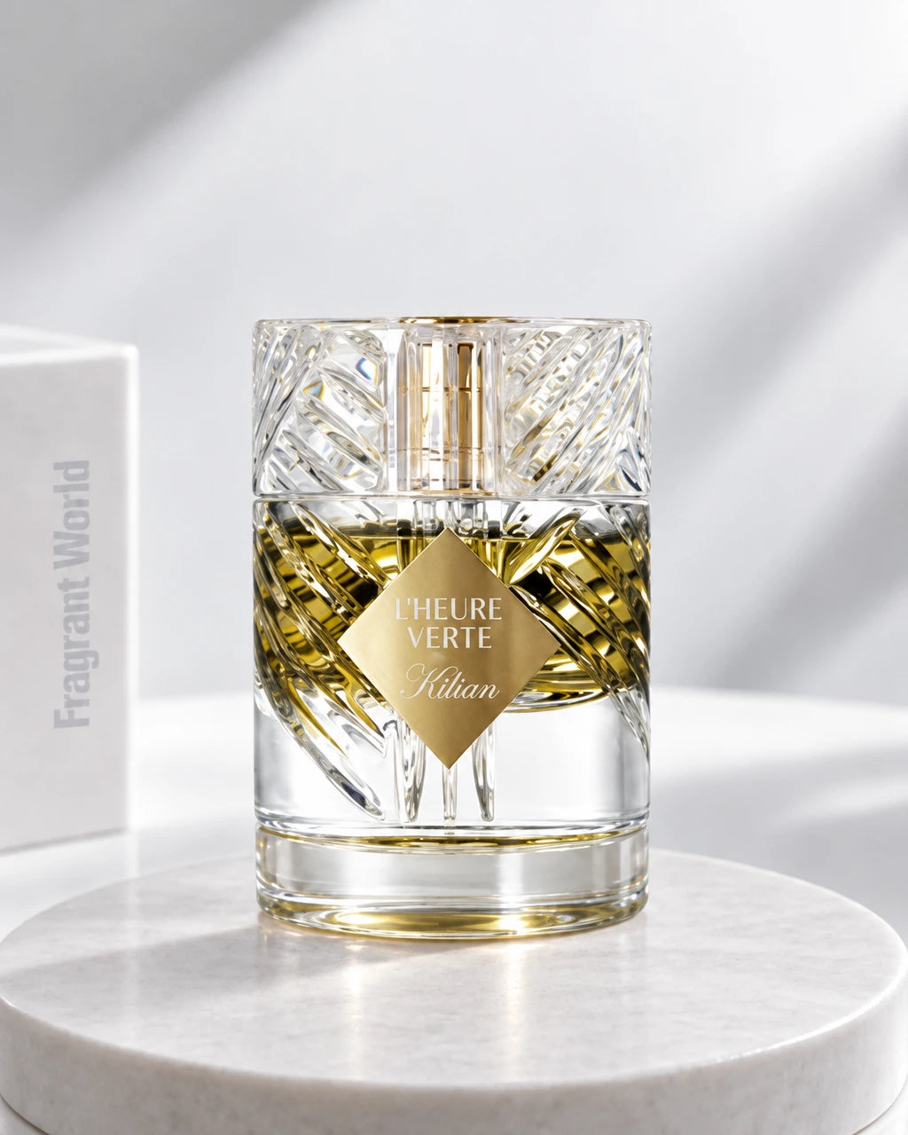 Kilian L'HEURE VERTE | Recreate @visual reference 2 exactly as it is but my with my fragrance botlle instead of the one in it, very naturally.