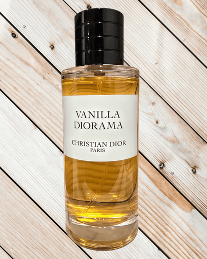 Dior 'Maison Christian Dior' VANILLA DIORAMA