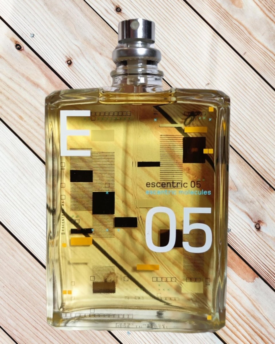 Escentric Molecules ESCENTRIC 05 – Fragrant World